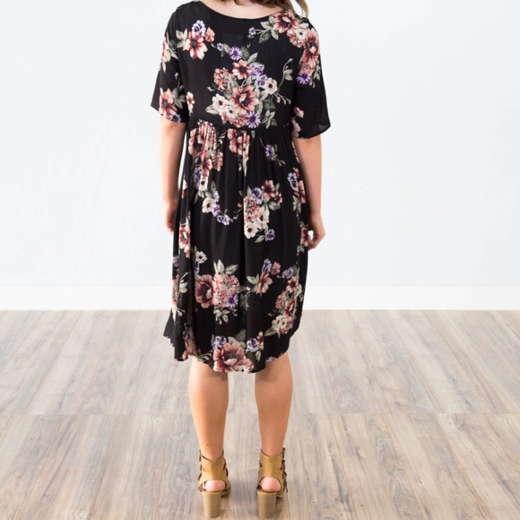 *1 left, size small Black Floral Dress - Picture 3 of 4